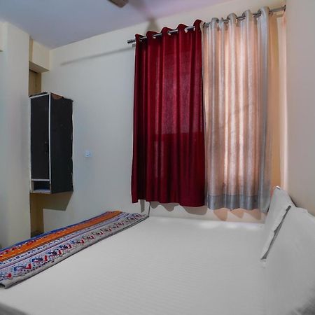 Spot On Komfort Guest House Rudrapur Εξωτερικό φωτογραφία