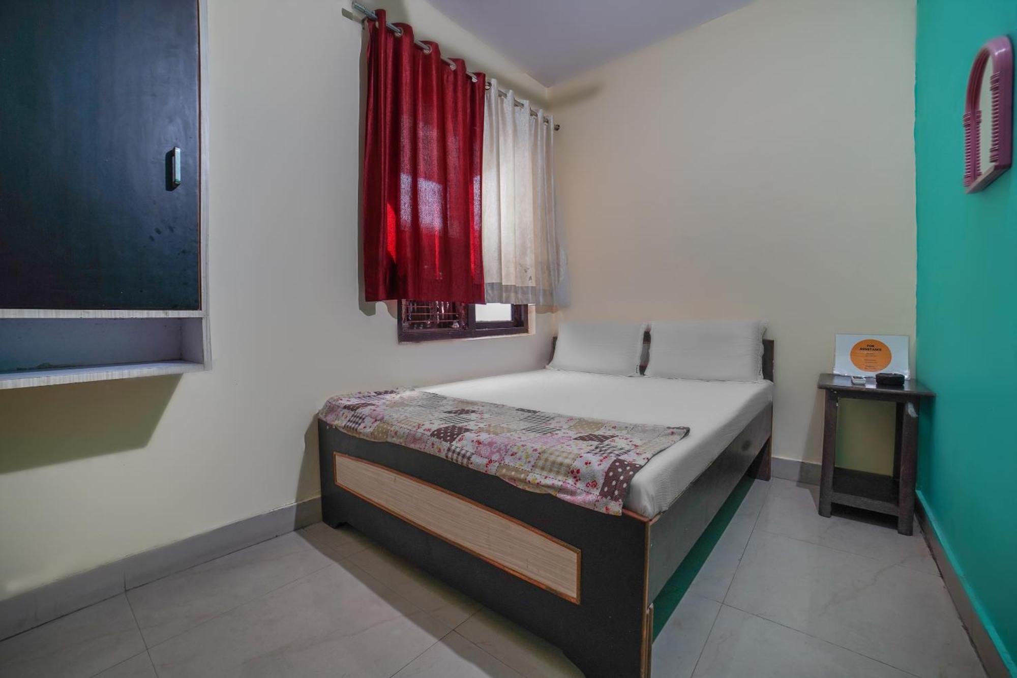 Spot On Komfort Guest House Rudrapur Εξωτερικό φωτογραφία