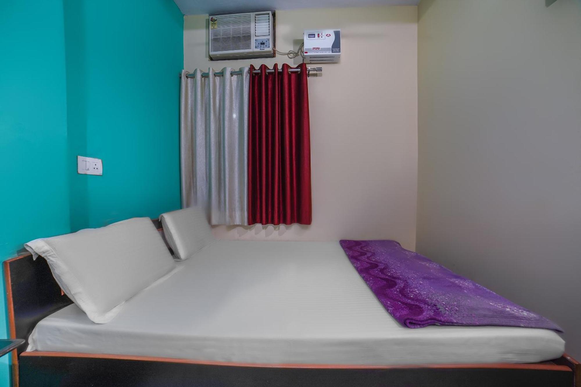 Spot On Komfort Guest House Rudrapur Εξωτερικό φωτογραφία