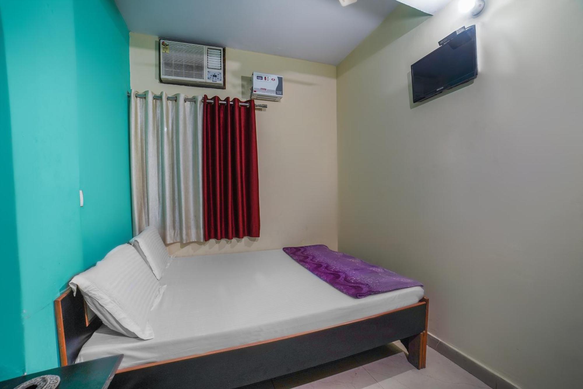 Spot On Komfort Guest House Rudrapur Εξωτερικό φωτογραφία